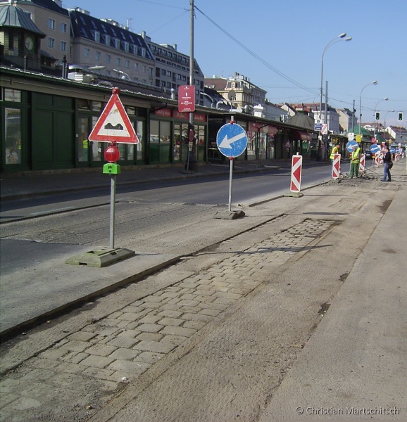 Datei:2007-07-11 LinkeWienzeile.jpg
