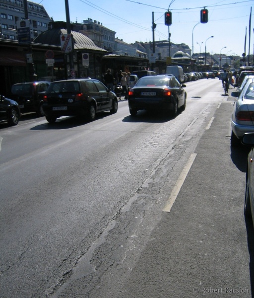 Datei:2007-04-14 LinkeWienzeile.jpg