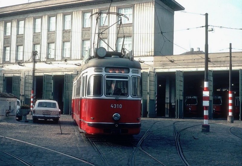 Datei:197x-xx-xx BhfKoppreiter 4310.jpg