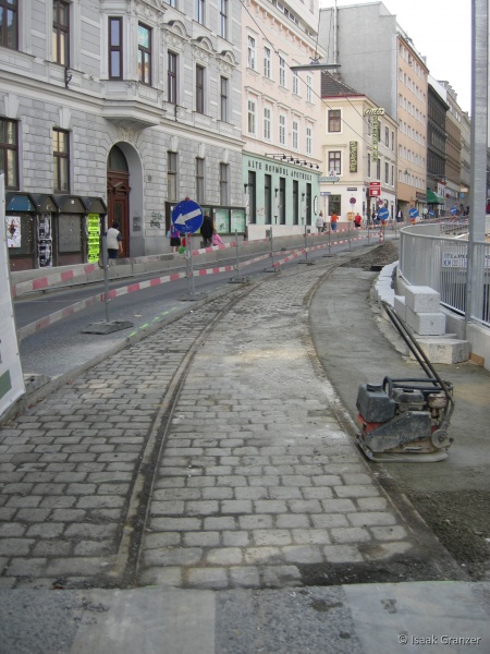 Datei:2006-09-19 Hofmuehlgasse.jpg