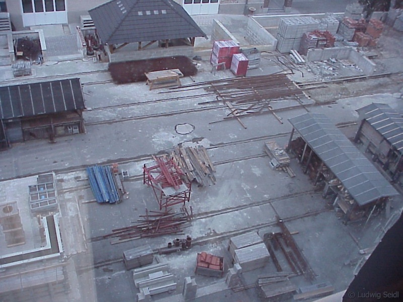 Datei:2003-03-01 BhfKagranAlt 01.jpg